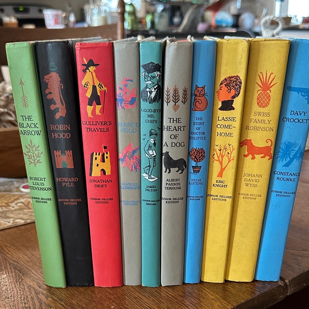 Junior Deluxe Editions Green Book